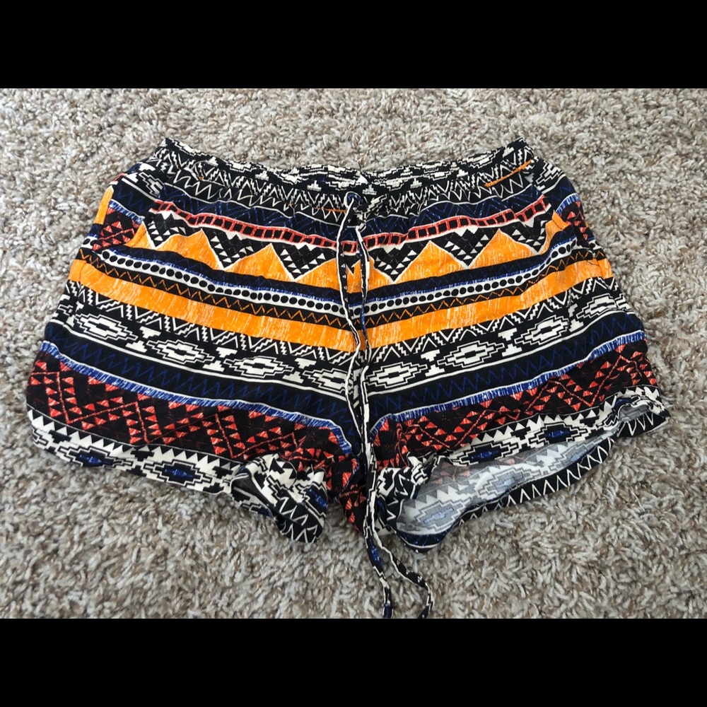 No Boundaries like new condition XS